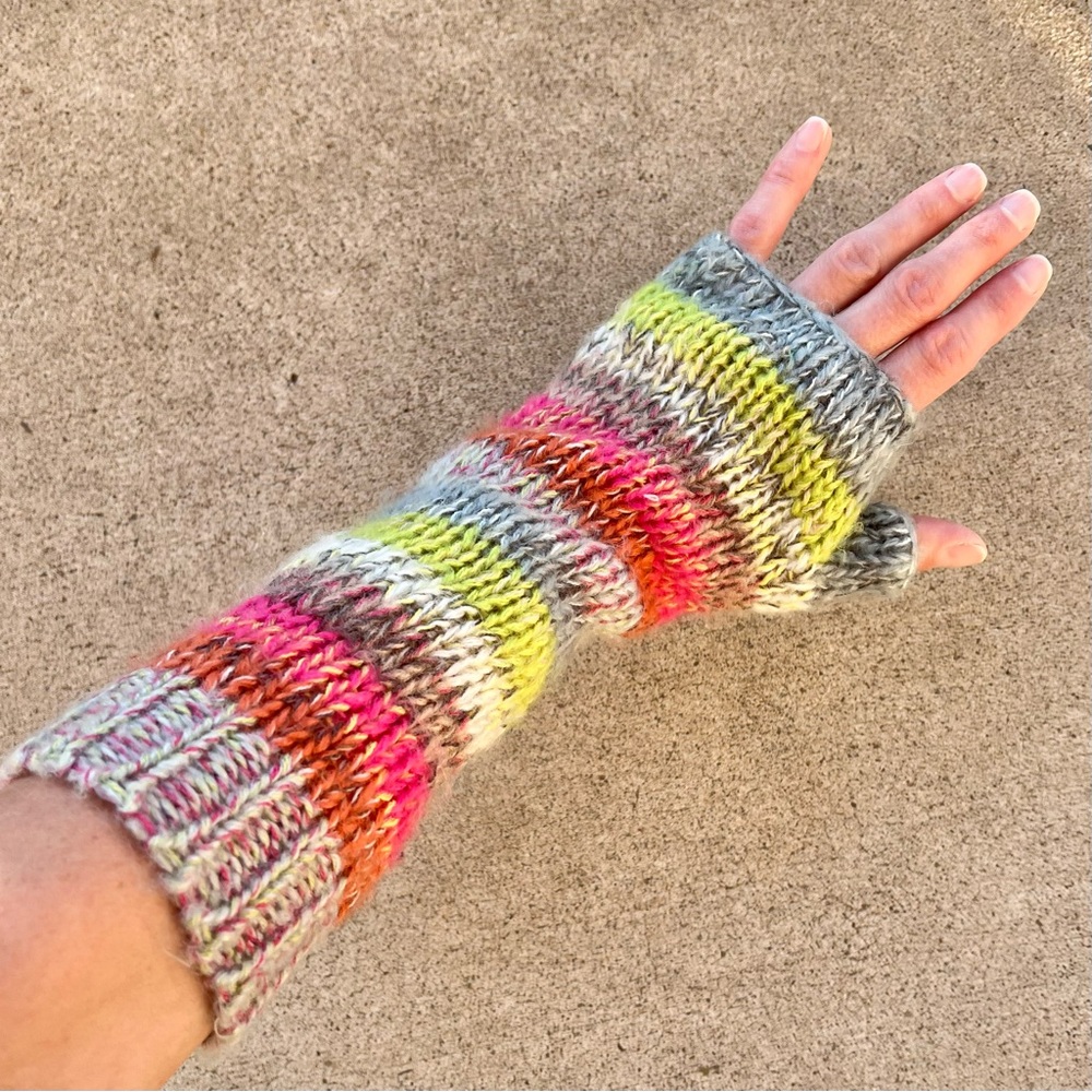 American Rag Multicolor Striped Knit Gloves